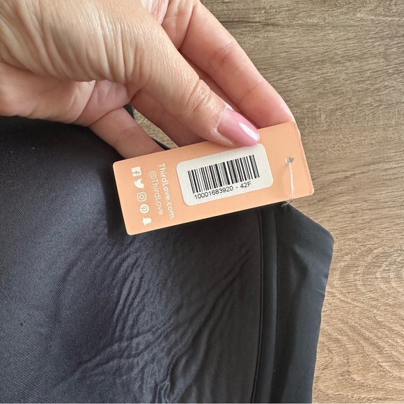 Thirdlove Classic 24/7 T Shirt Bra Solid Black Adjustable Size 42F NWT - Picture 8 of 8